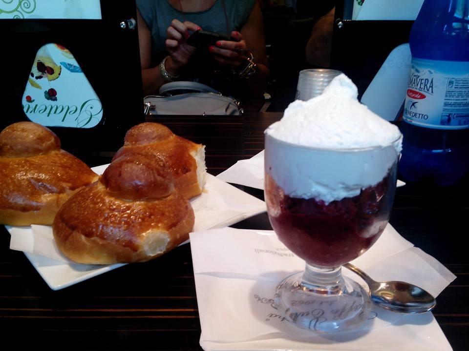 Brioches with Gelato