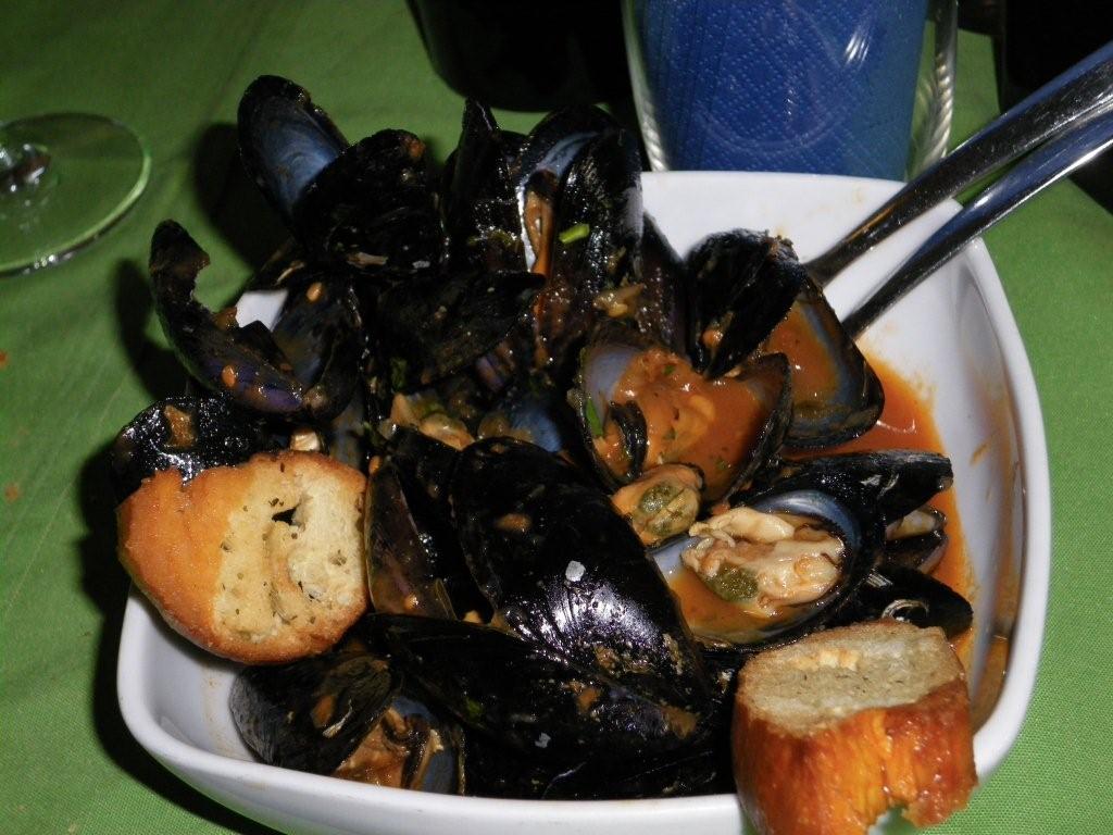 Mussels in Tomato Sauce Mussels in Tomato Sauce